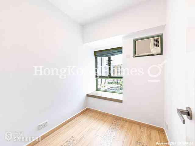 Wan Chai - Royal Court 06