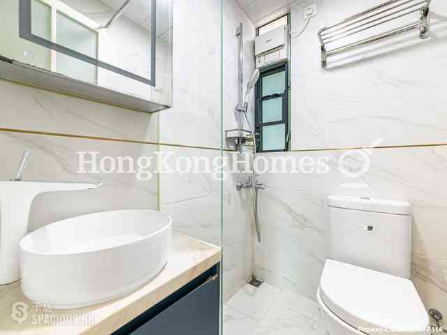 Wan Chai - Royal Court 09