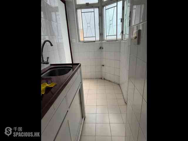 Sai Wan Ho - Hing Man Mansion 07