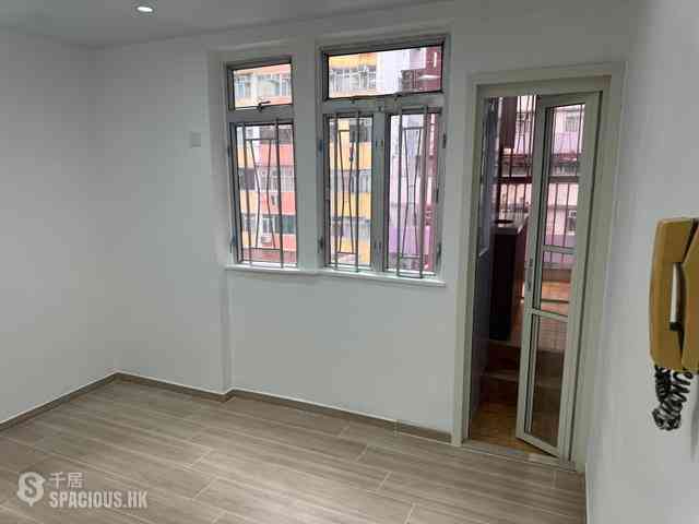 Shau Kei Wan - Shui Hing Court 08