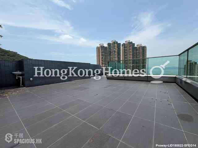 Shek Tong Tsui - Novum West 01