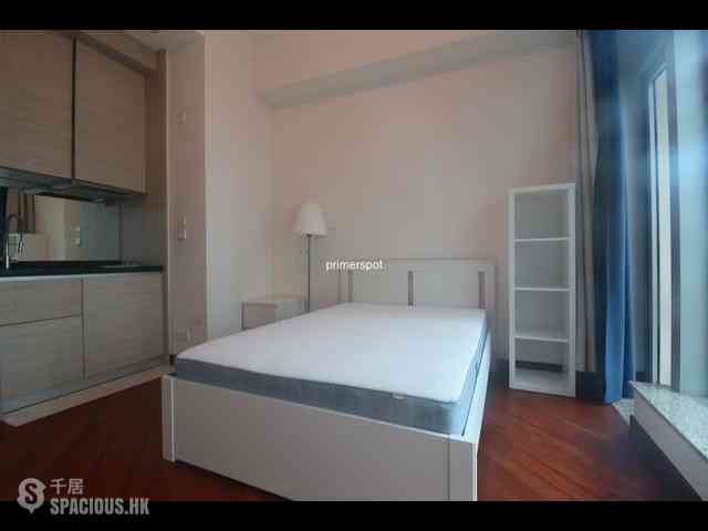 Wan Chai - The Avenue Phase 2 01