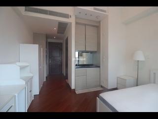 Wan Chai - The Avenue Phase 2 03
