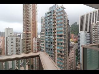 Wan Chai - The Avenue Phase 2 04