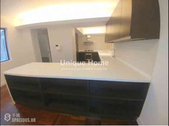Mid Levels Central - Kam Yuen Mansion 11