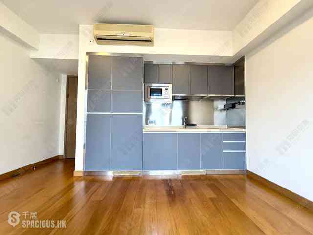 Sai Ying Pun - Island Crest 09