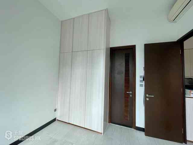 Wan Chai - J Residence 04
