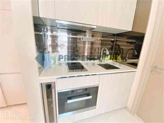 Sai Ying Pun - King's Hill 04