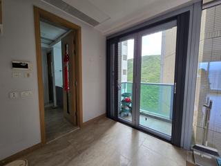 Ap Lei Chau - Larvotto 05