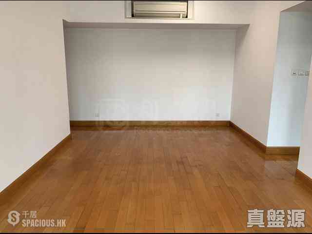 West Kowloon - The Harbourside Block 1 03