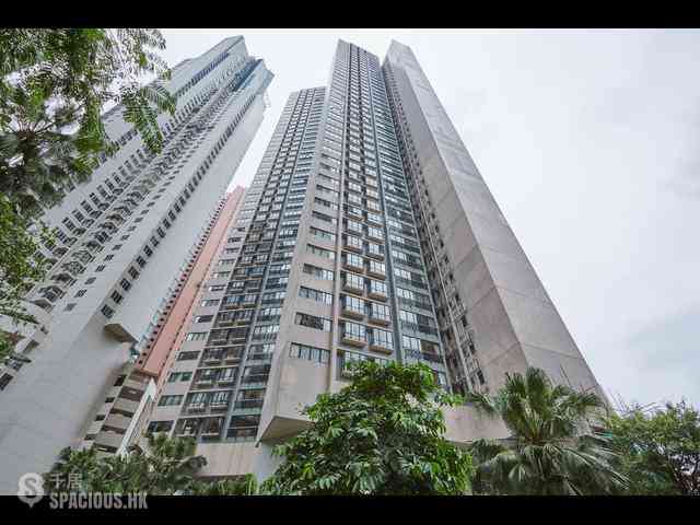 Mid Levels Central - Clovelly Court Block 1 02