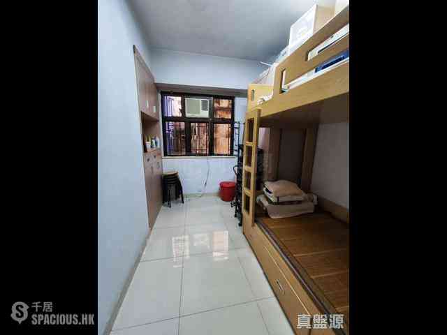 Sai Ying Pun - True Light Building 03