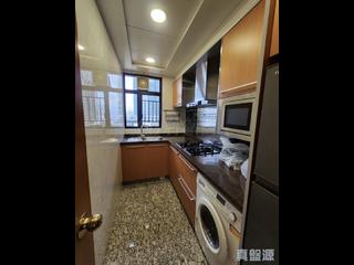 West Kowloon - The Arch Sun Tower (Block 1A) 09