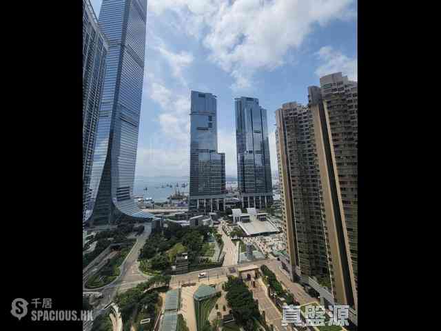 West Kowloon - The Arch Moon Tower (Block 2A) 11