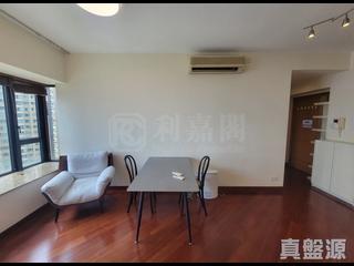 West Kowloon - The Arch Moon Tower (Block 2A) 03