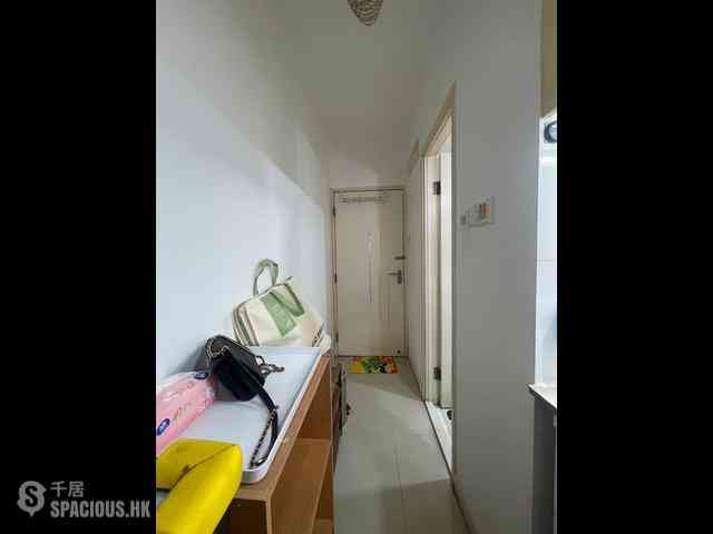 Wan Chai - Pak Ling Building 05