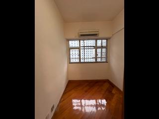 Wan Chai - Tonnochy Towers Block B 05