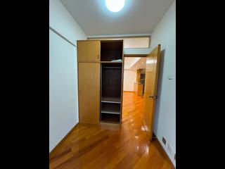 Wan Chai - Tonnochy Towers Block B 06