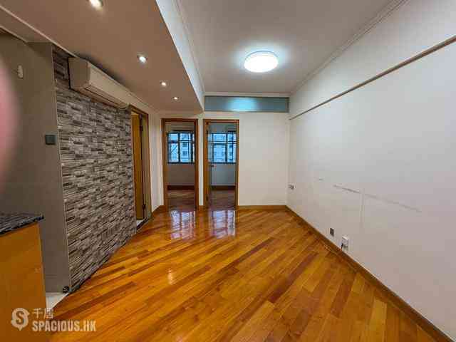 Wan Chai - Tonnochy Towers Block B 01