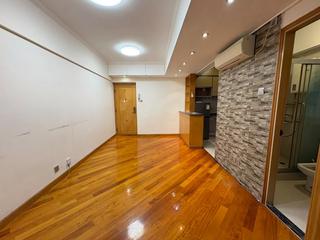 Wan Chai - Tonnochy Towers Block B 02