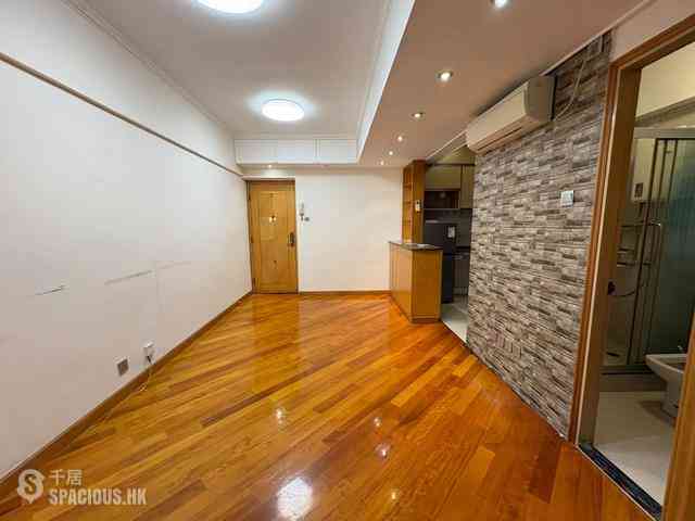 Wan Chai - Tonnochy Towers Block B 02