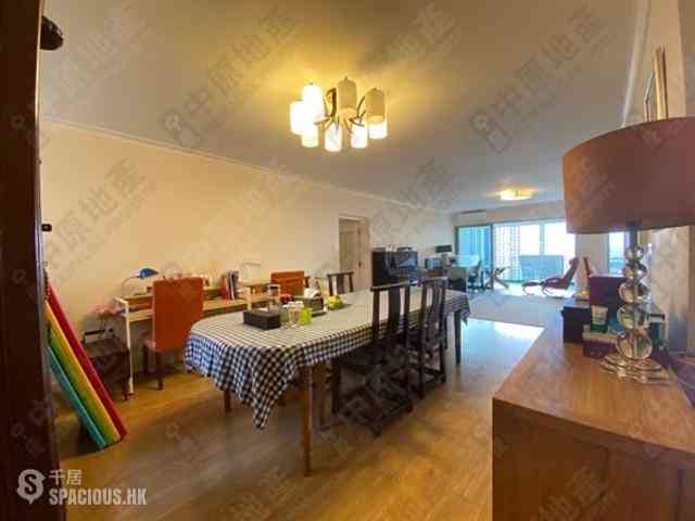Pok Fu Lam - Baguio Villa 03