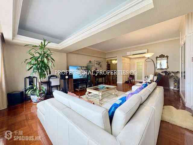 Happy Valley - Sunny Villa 01