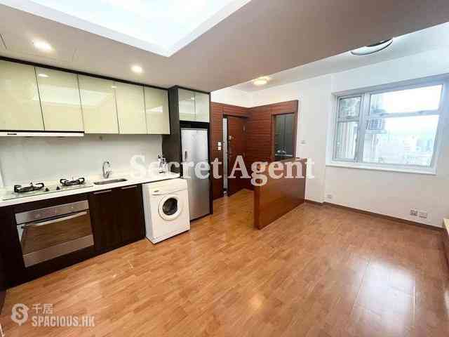 Mid Levels Central - Woodland Court 01