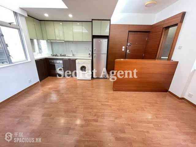 Mid Levels Central - Woodland Court 02