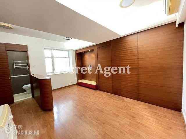 Mid Levels Central - Woodland Court 03