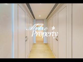 The Peak - Haking Mansions 03