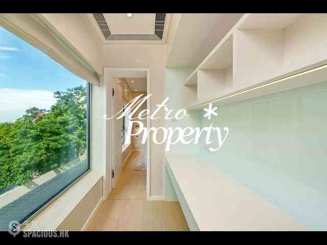The Peak - Haking Mansions 09