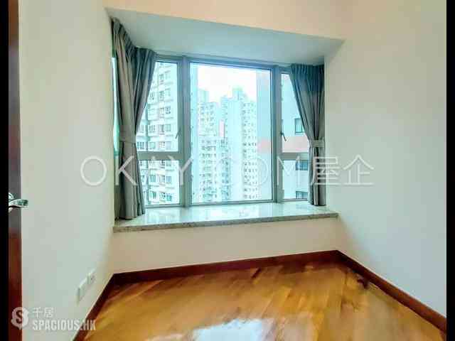 Wan Chai - The Avenue 09