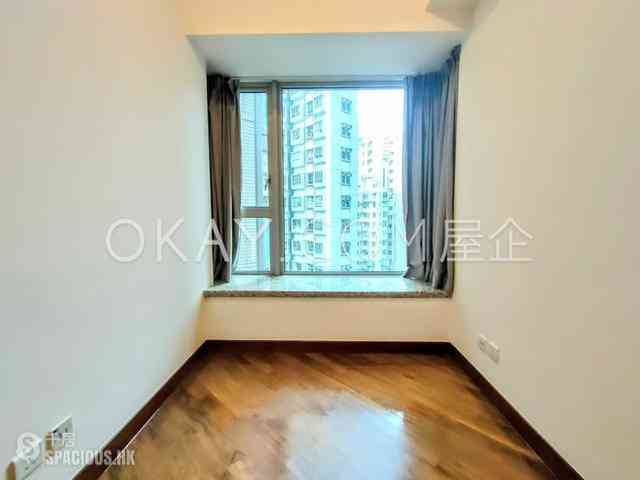 Wan Chai - The Avenue 10