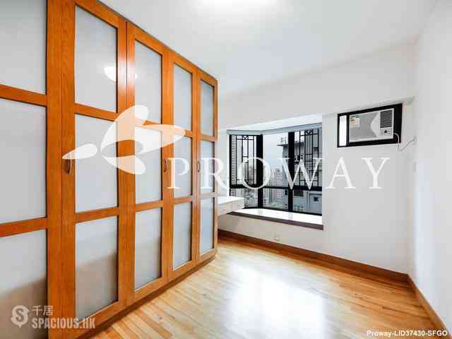 Mid Levels West - Imperial Court 08
