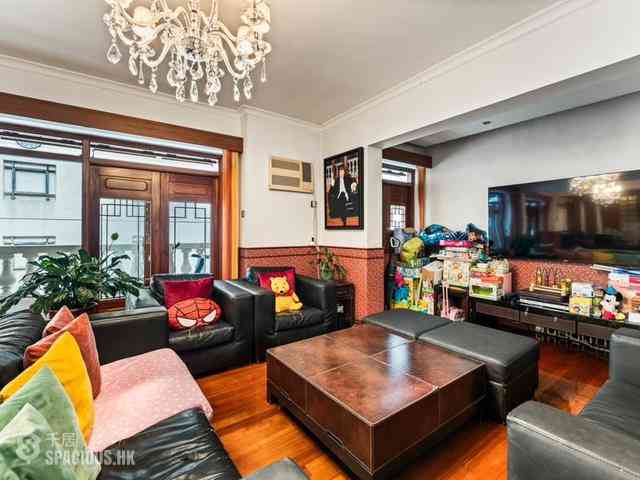 Mid Levels Central - Ivory Court 06