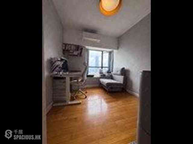 Mid Levels Central - The Grand Panorama Block 2 08