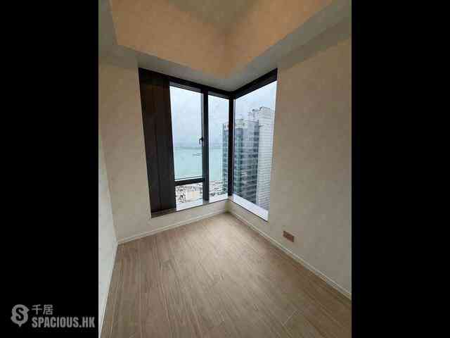 Sai Ying Pun - Des Voeux W Residence 02