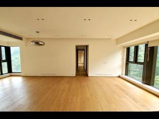 Mid Levels Central - Tavistock II 02