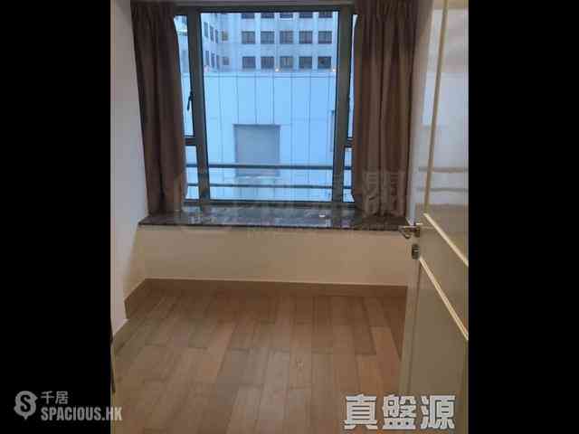 Tsim Sha Tsui - The Victoria Towers Tower 3 06
