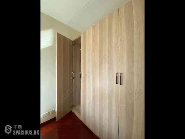 West Kowloon - The Arch Moon Tower (Block 2A) 05