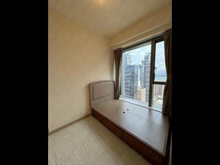 Sai Ying Pun - King's Hill 03
