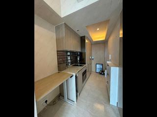 Sai Ying Pun - King's Hill 05