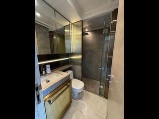 Sai Ying Pun - King's Hill 06