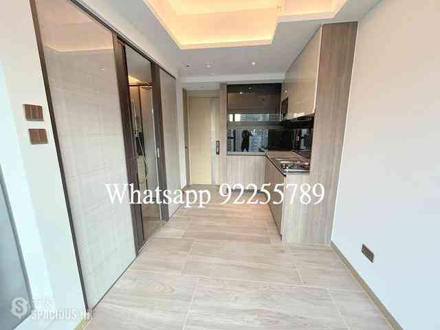 Sai Ying Pun - One・Artlane 03