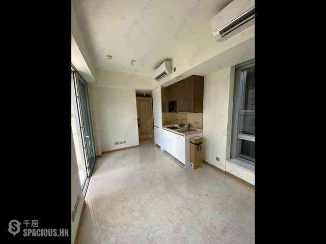 Sai Ying Pun - 63, Pokfulam Amber House (Tower 1) 12