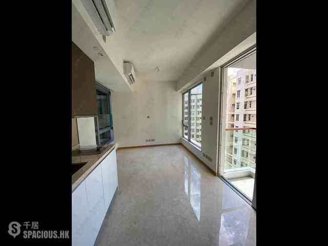 Sai Ying Pun - 63, Pokfulam Amber House (Tower 1) 13