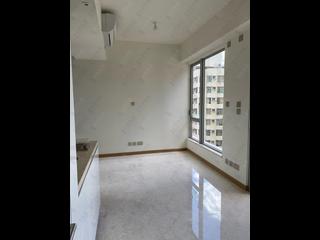 Sai Ying Pun - 63, Pokfulam Amber House (Tower 1) 16