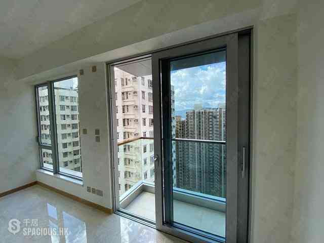 Sai Ying Pun - 63, Pokfulam Amber House (Tower 1) 23