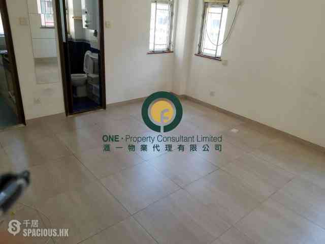 Sai Ying Pun - Ko Wang Court 02